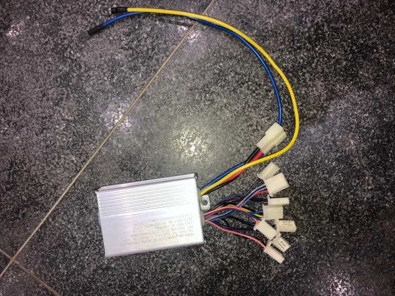 Contrôleur électronique  36V 800W. 9070050 - photo 4