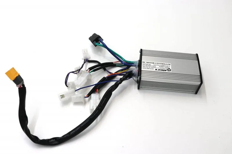 BOITIER ELECTRONIQUE 48V 1300WAT fiche jaune